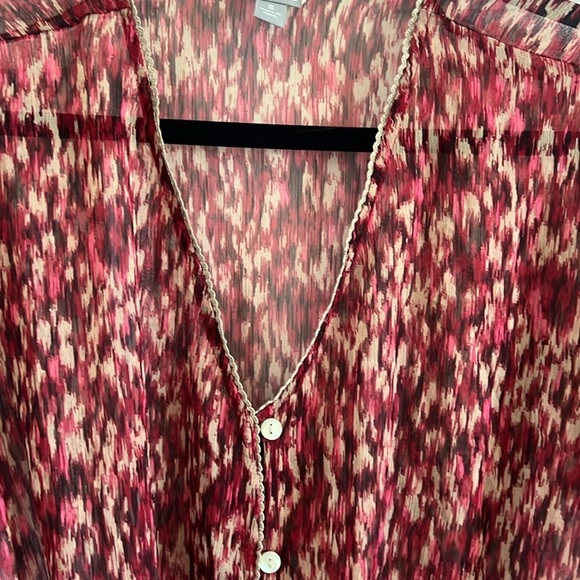 Converse Red Sheer Short Sleeve Button Down Blouse Size Small - Picture 5 of 6